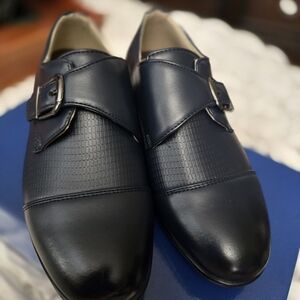 Oxford Men's Navy and Black Leather Buckle Shoes
